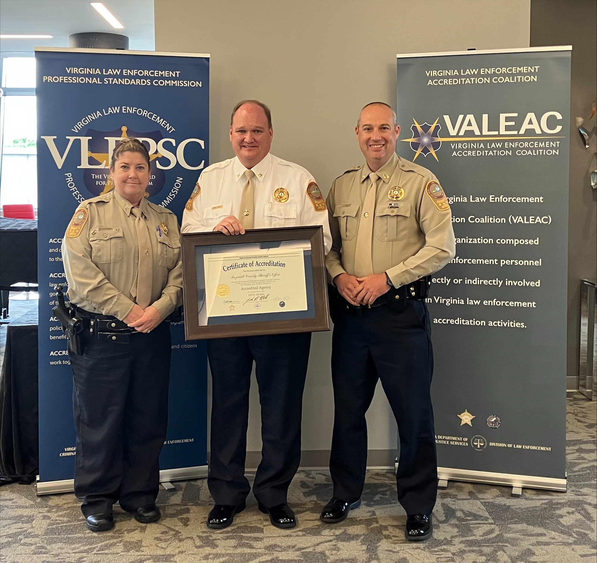 Certificate Presentation VLEPSC Commission Meeting
