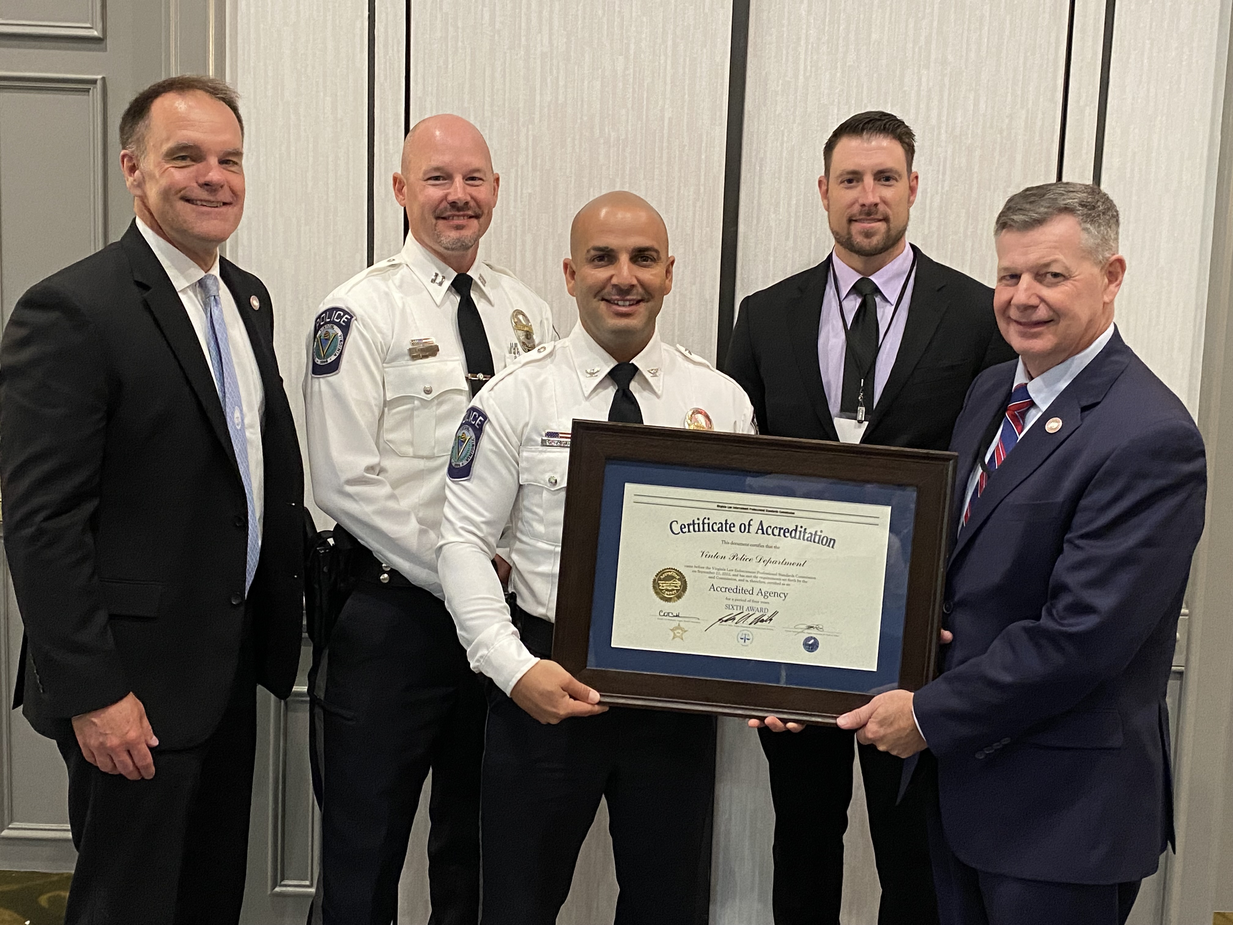 Vinton Police Department – Chief Fabricio Drummond accepting their 5th award Vinton Police Department – Chief Fabricio Drummond accepting their 5th award